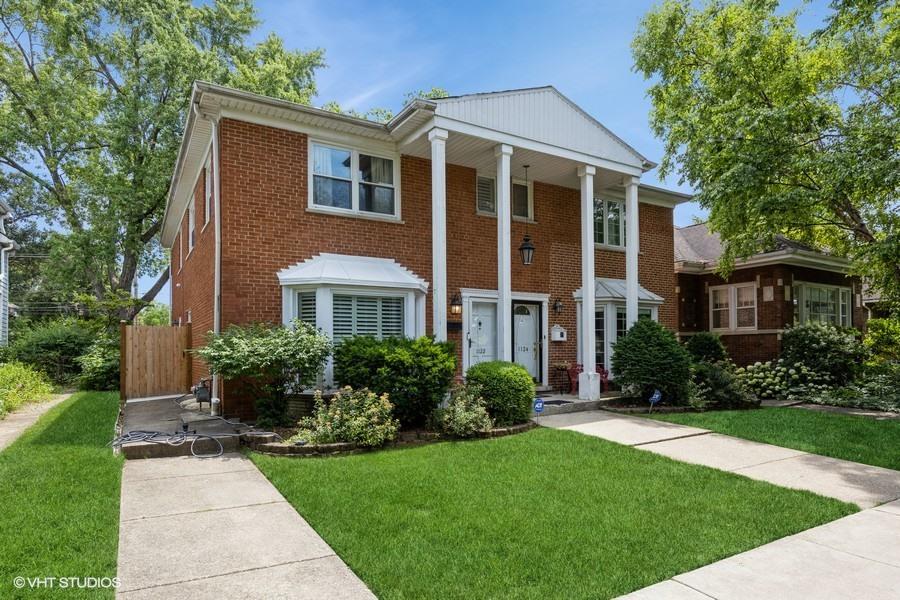 1122 S Maple Ave., Oak Park, IL 60304