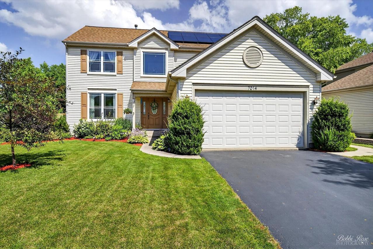 7014 Westwood Dr., Carpentersville, IL 60110