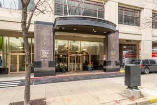 200 N Dearborn St. #3008, Chicago, IL 60601