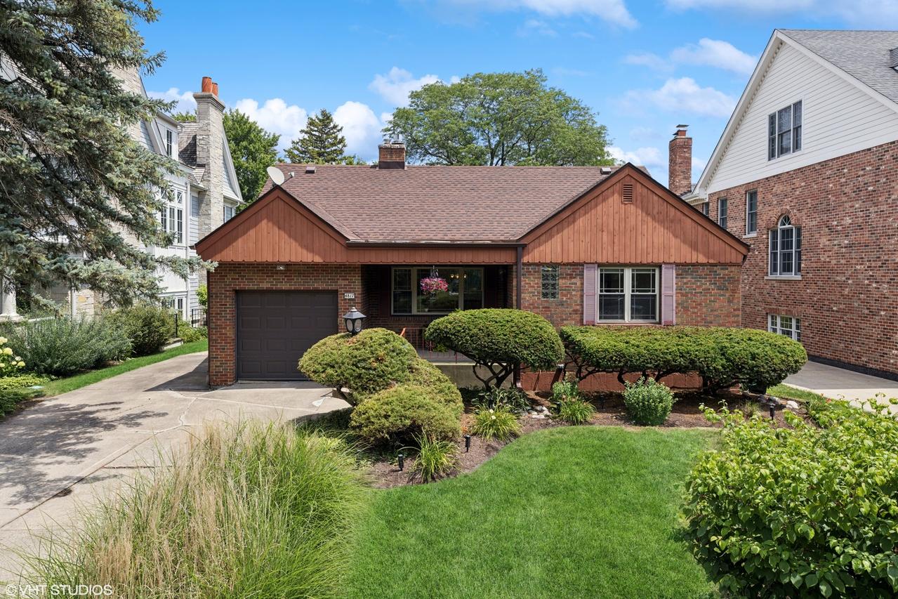 4817 Central Ave., Western Springs, IL 60558