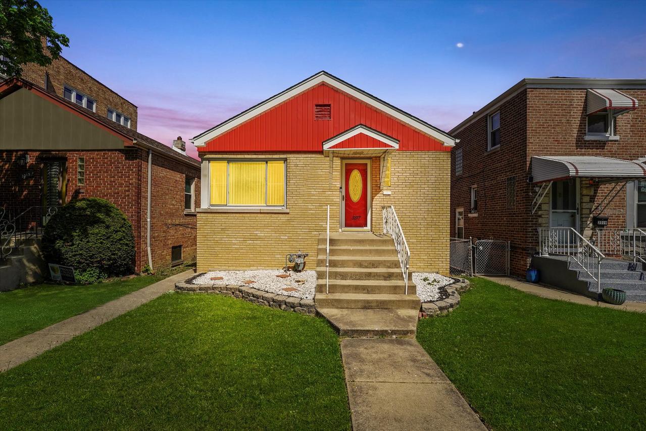 3517 S 59th Ave., Cicero, IL 60804