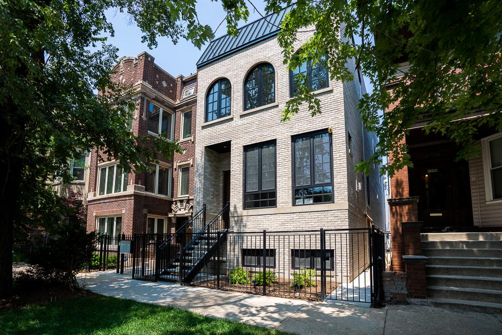 1342 W Wellington Ave., Chicago, IL 60657