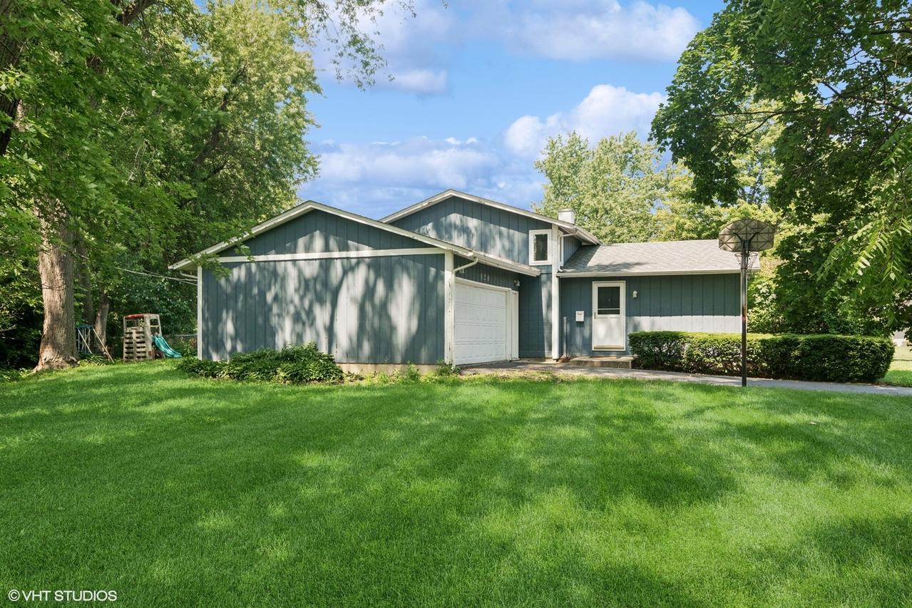 120 N School St., Cary, IL 60013