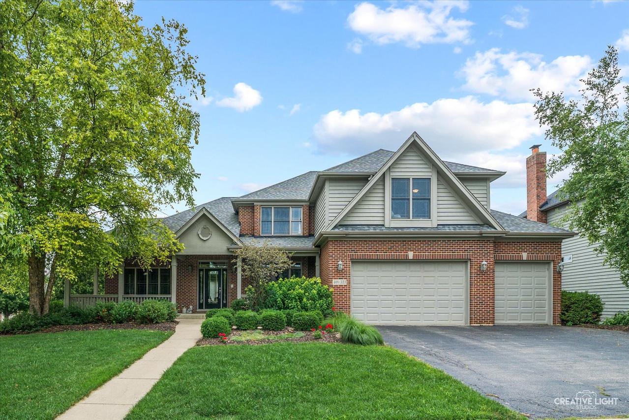 40W313 Carl Sandburg Rd., St. Charles, IL 60175
