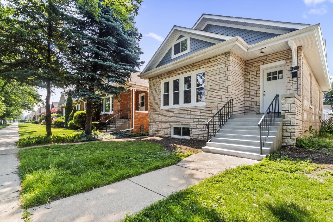 6155 W Cornelia Ave., Chicago, IL 60634