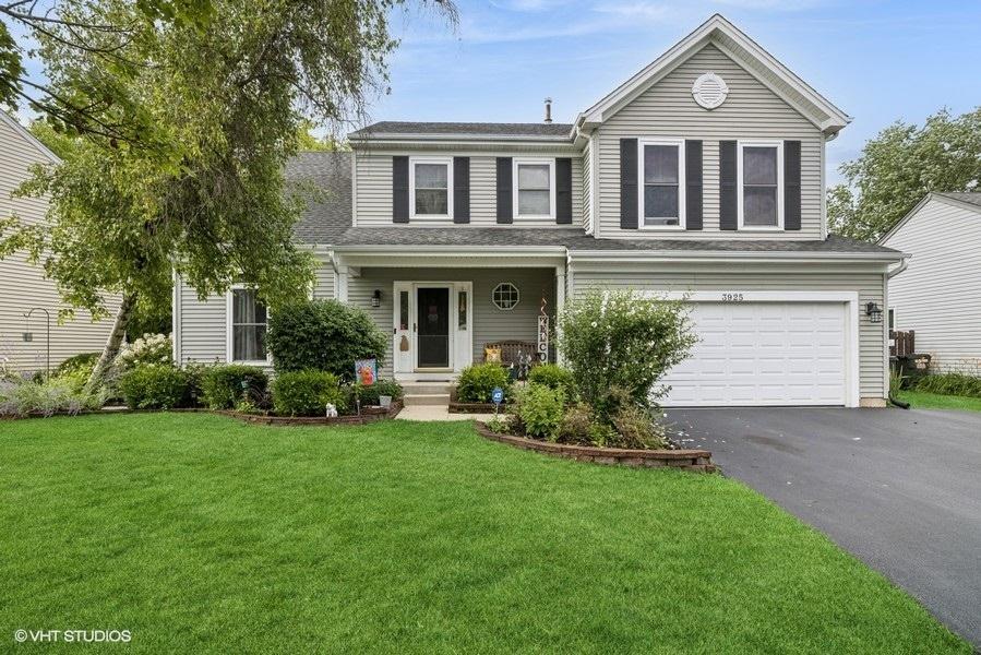 3925 Peartree Dr., Lake In The Hills, IL 60156