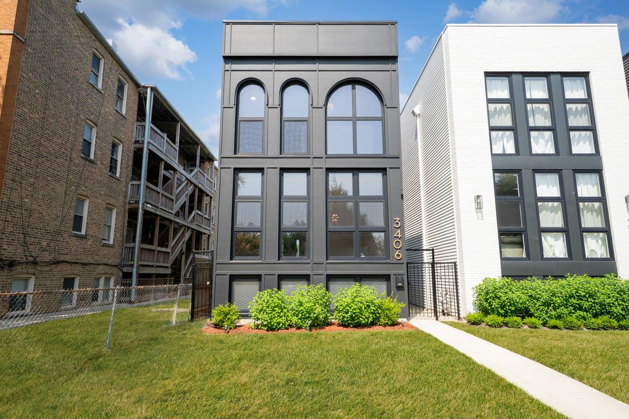 3406 N Keating Ave., Chicago, IL 60641