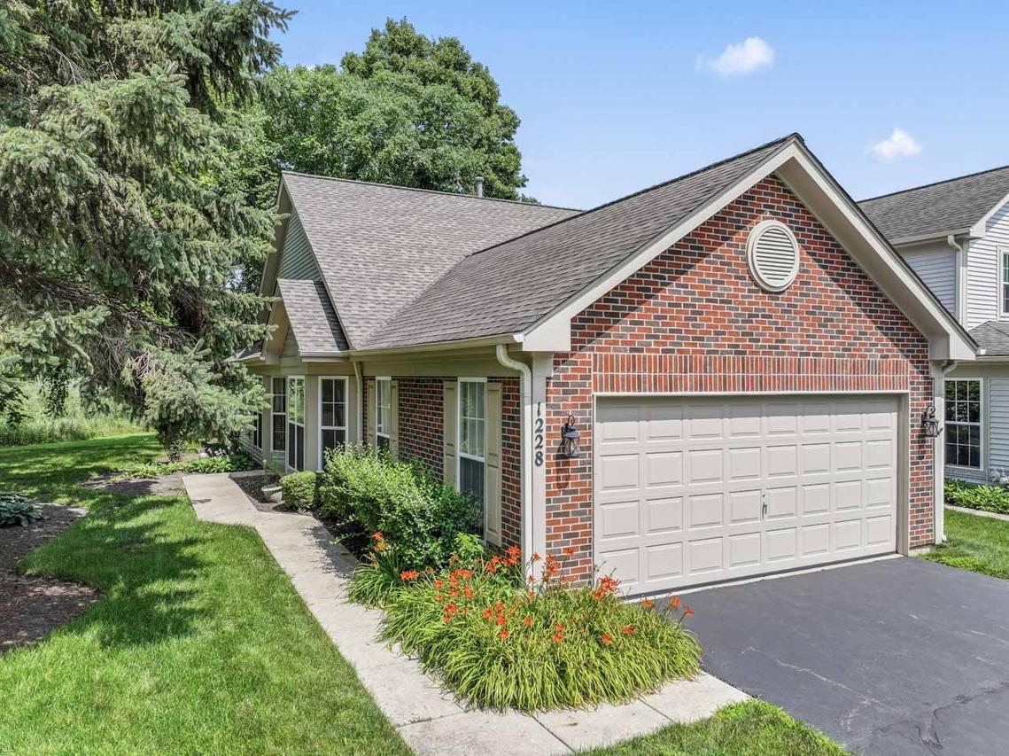 1228 Coldspring Rd., Elgin, IL 60120