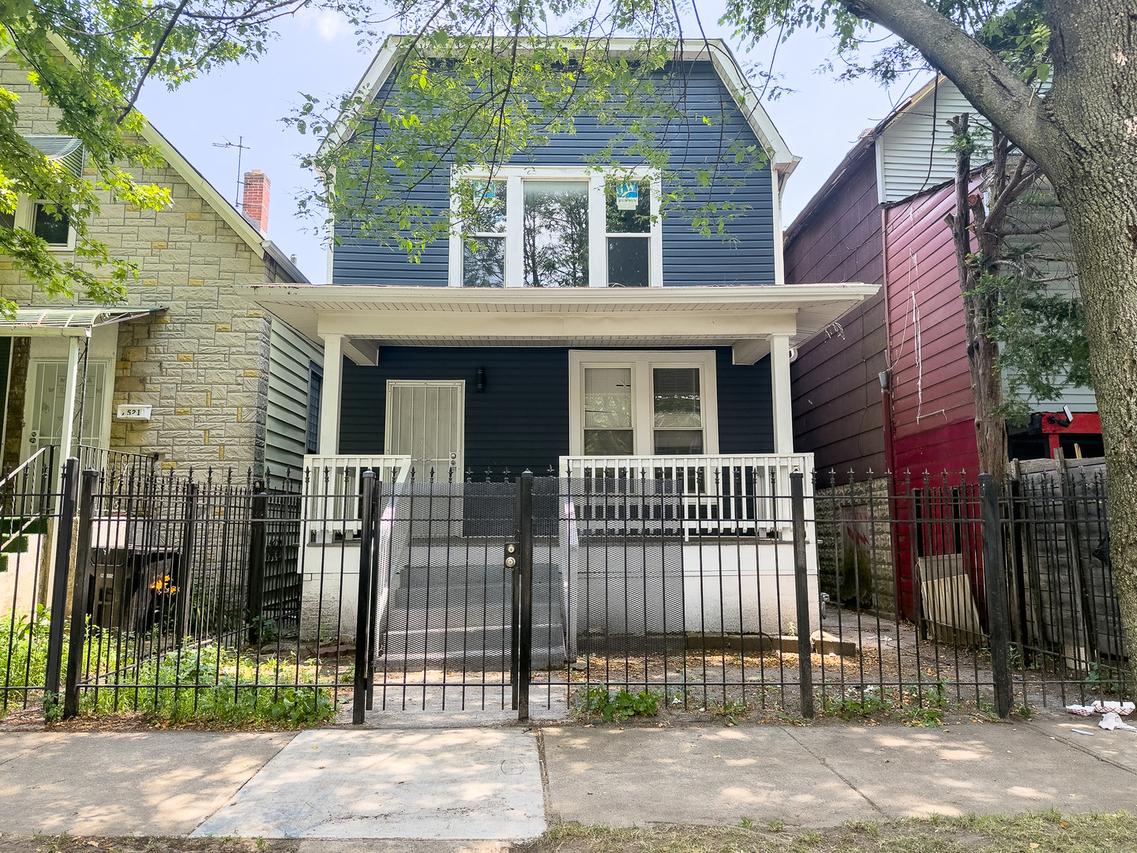 7523 S Saint Lawrence Ave., Chicago, IL 60619