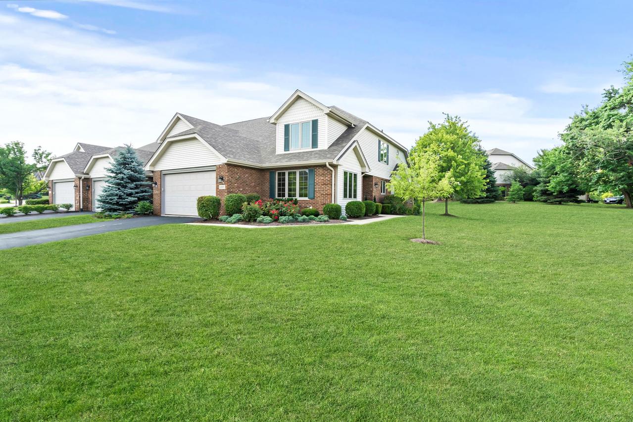 12195 Oxford Ct., Lemont, IL 60439