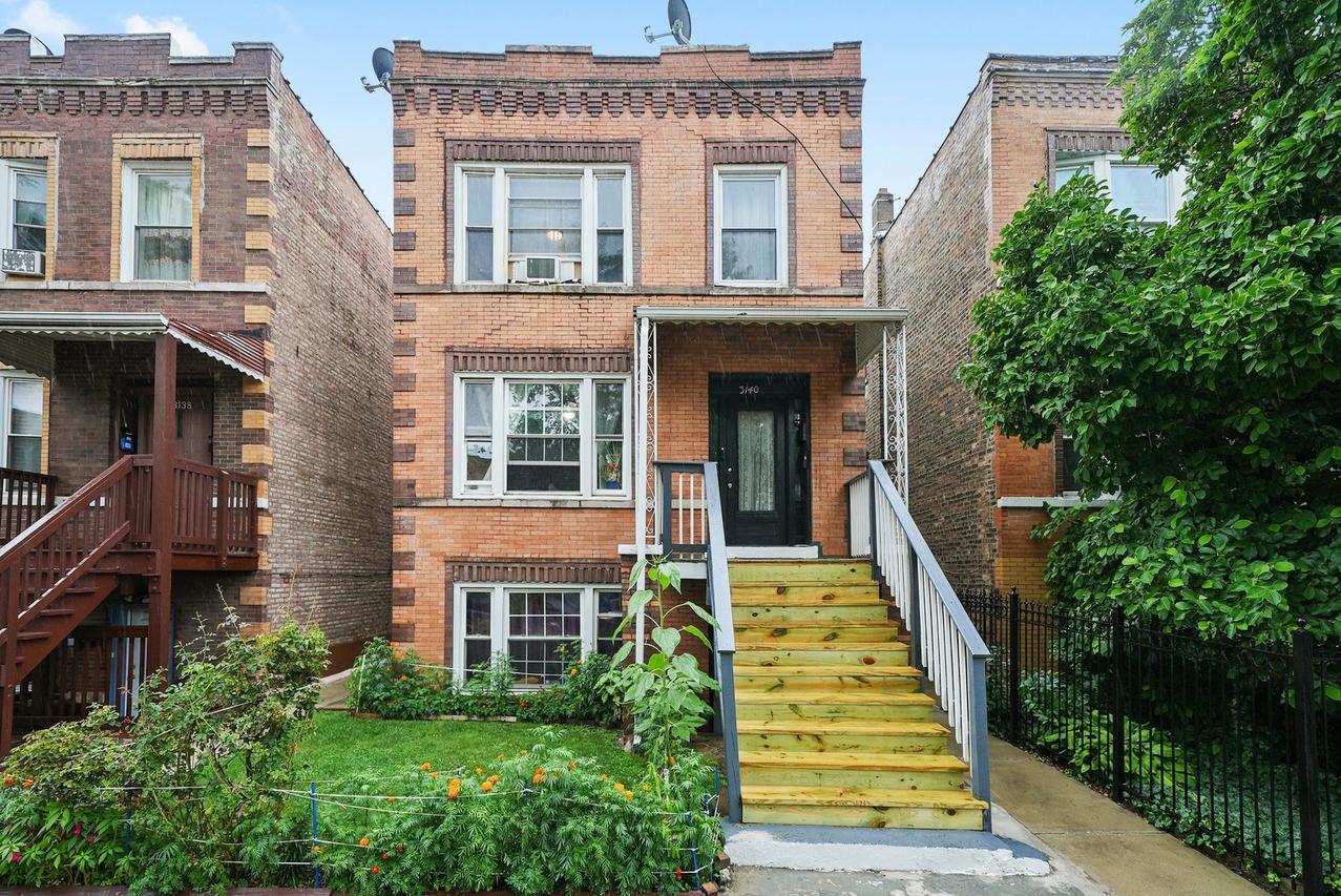 3140 N Ridgeway Ave., Chicago, IL 60618