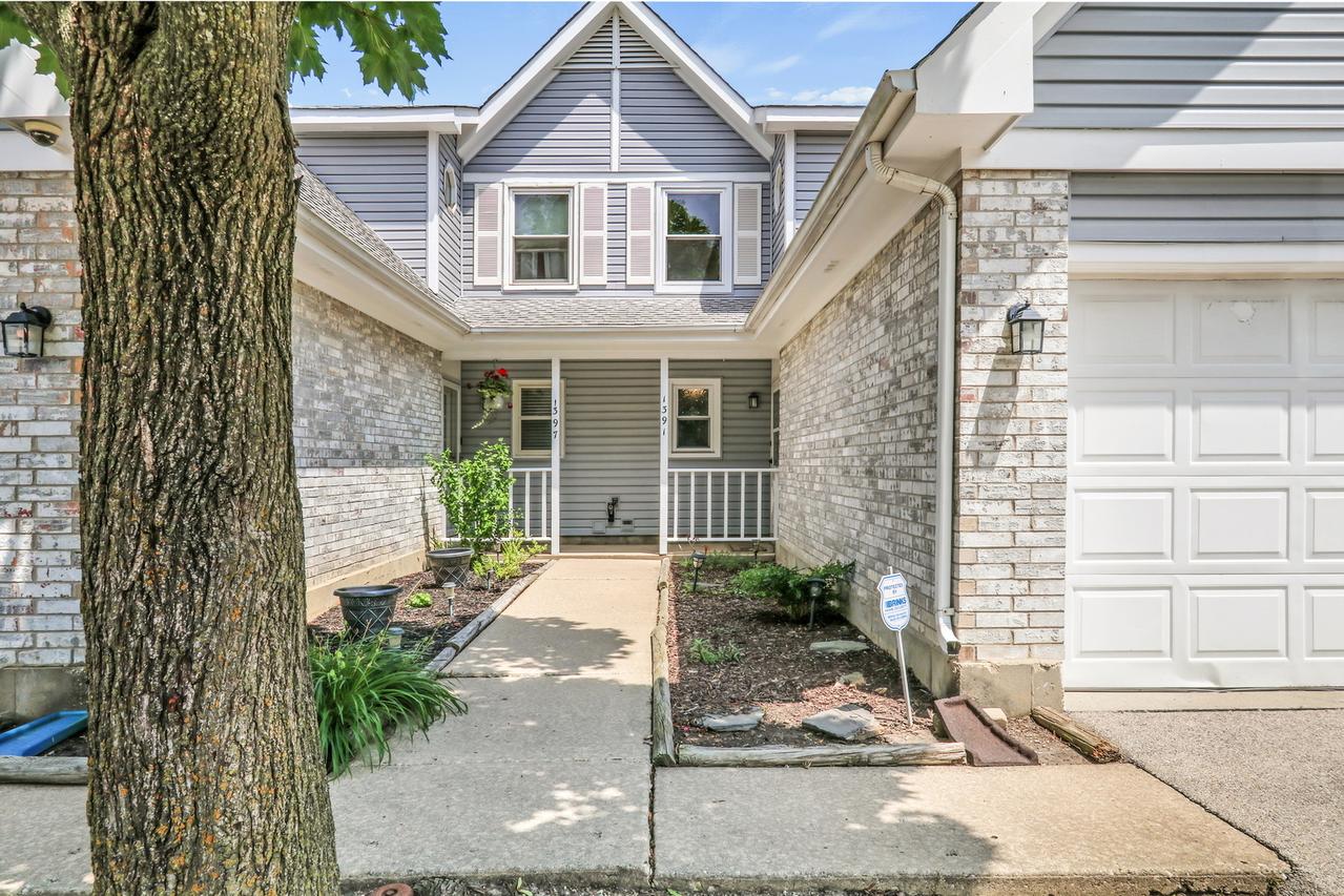 1391 Sherwood Ct., Gurnee, IL 60031