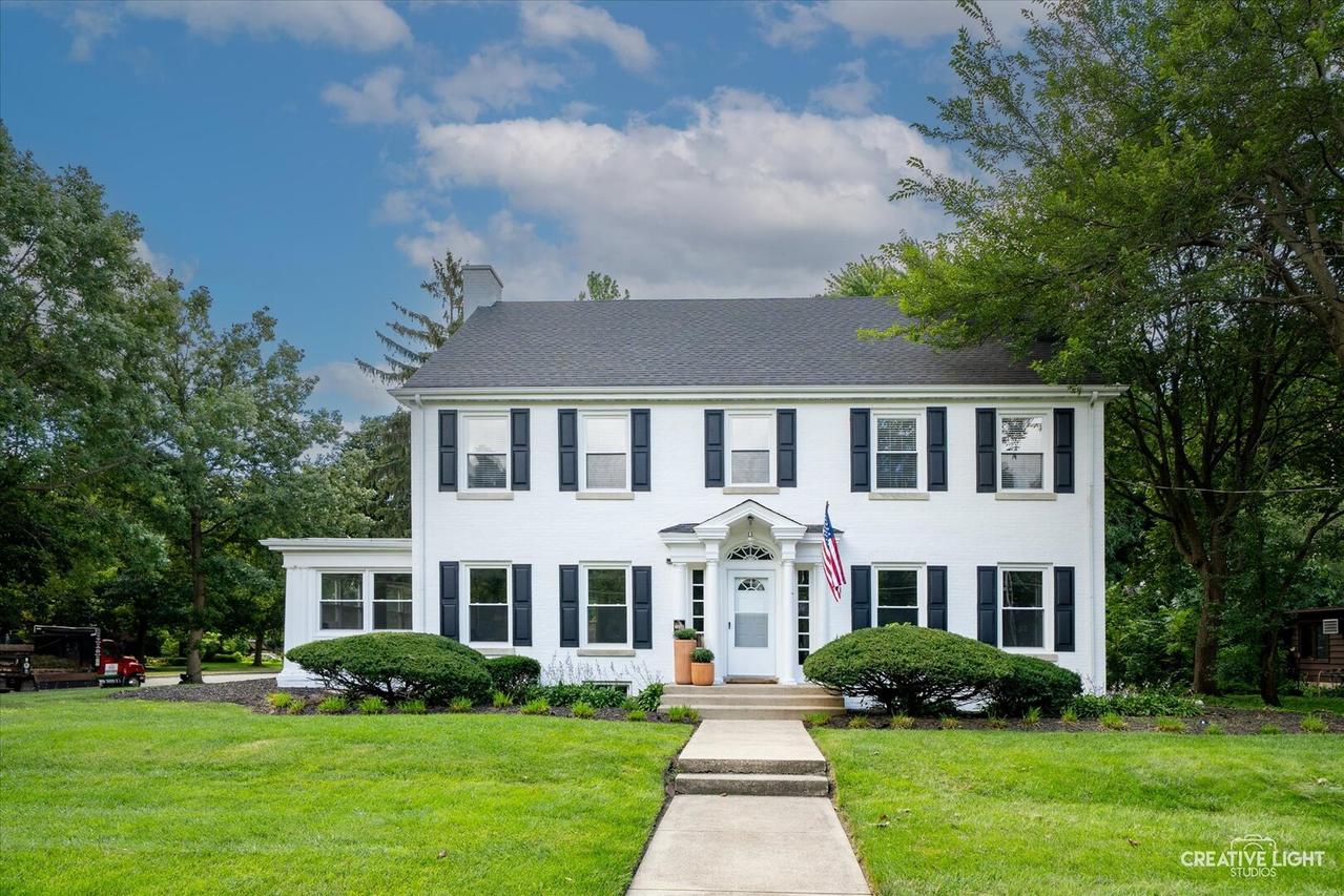 1200 W Downer Pl., Aurora, IL 60506