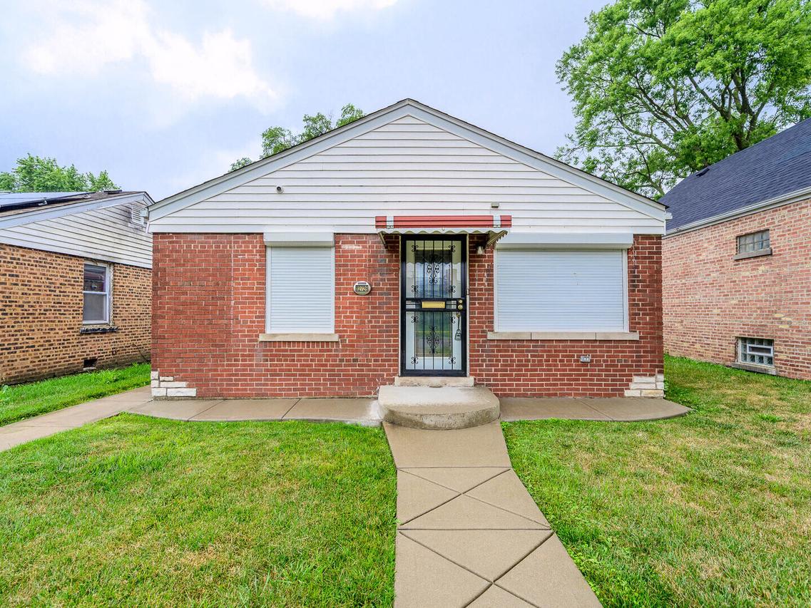 12726 S Green St., Chicago, IL 60643