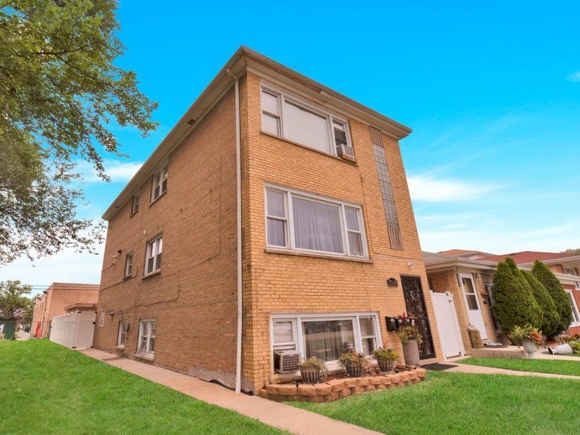 7524 W 63rd Pl., Summit, IL 60501