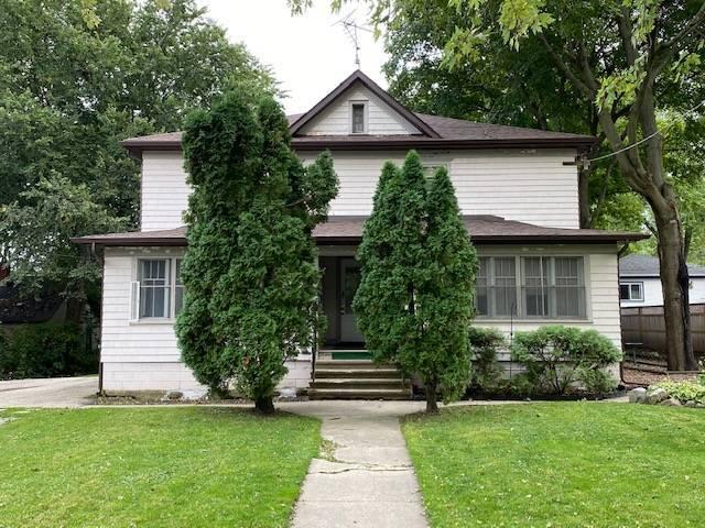 415 Dean St., Woodstock, IL 60098
