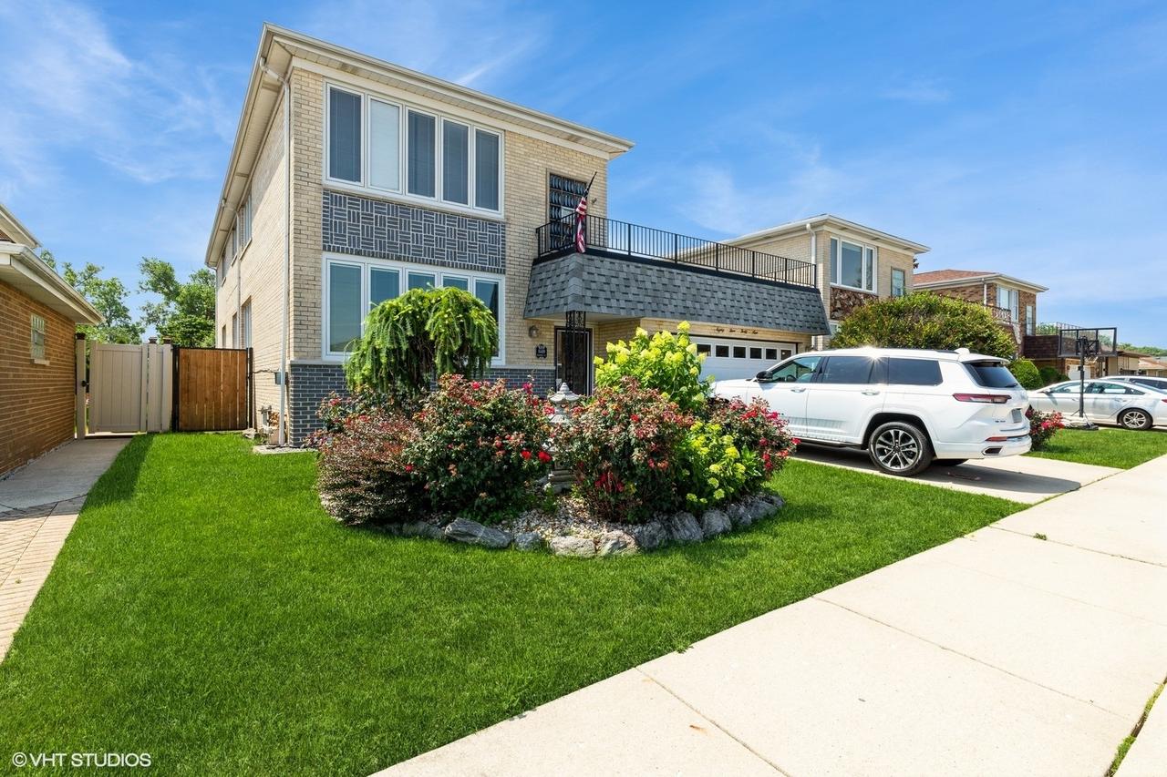 8449 W Brodman Ave., Chicago, IL 60656