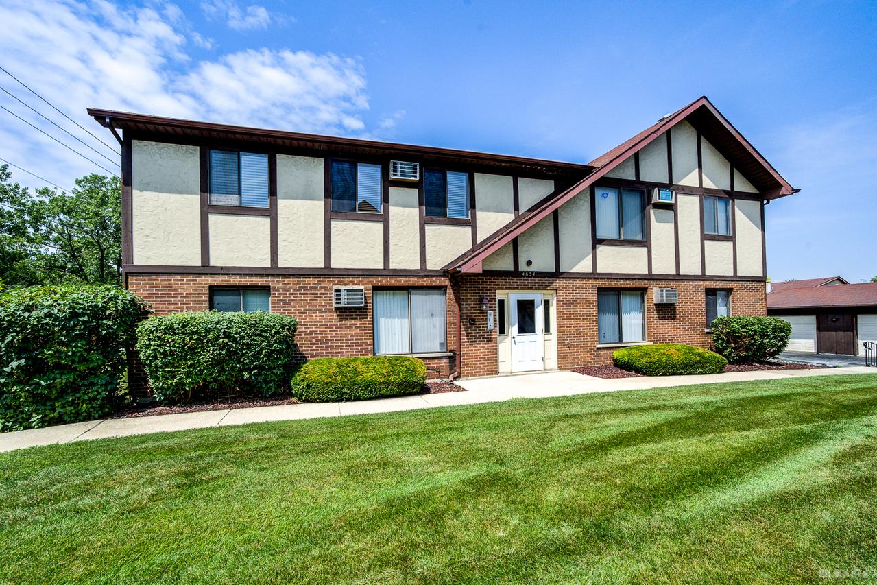 4634 W 131st St. #2S, Alsip, IL 60803