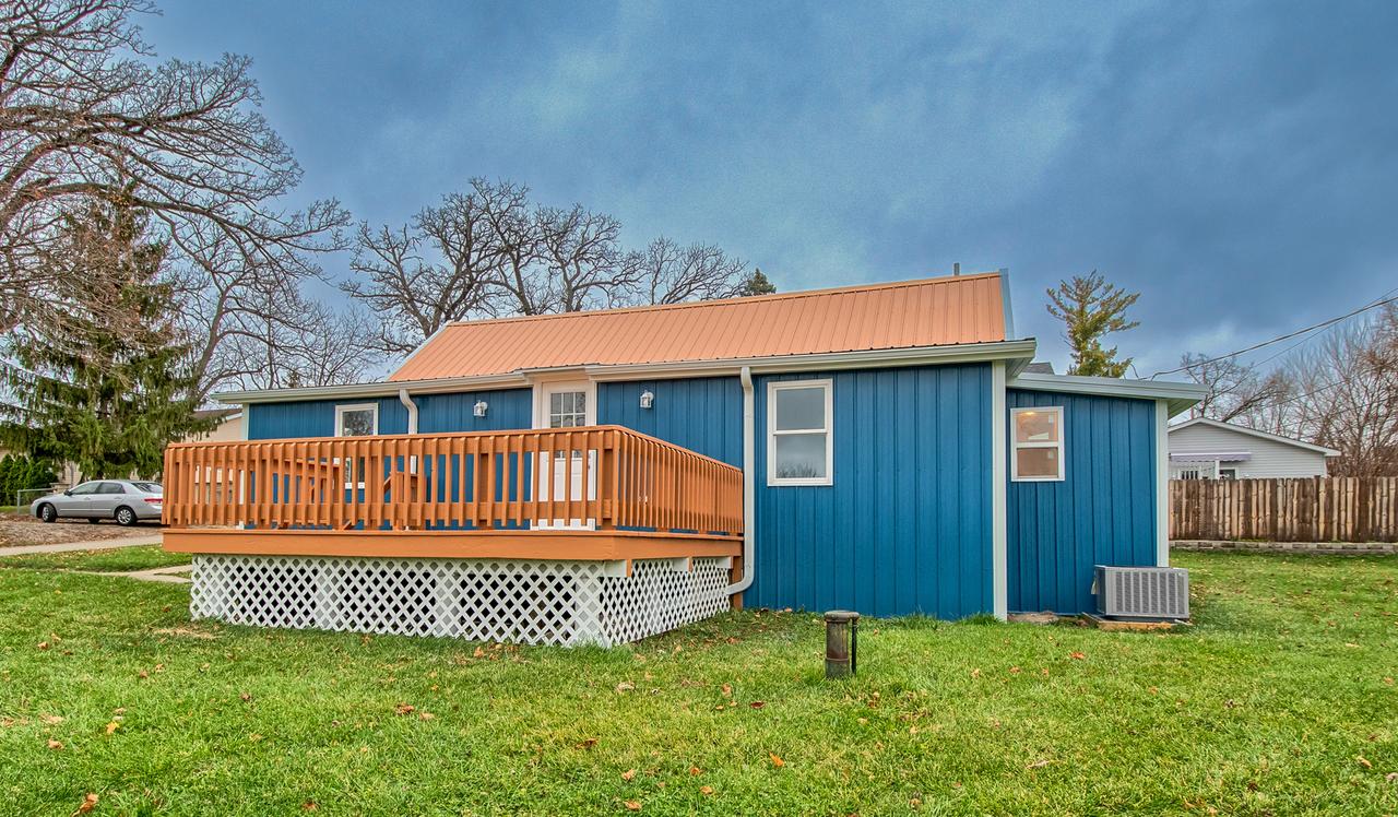 26769 N Genesee St., Wauconda, IL 60084