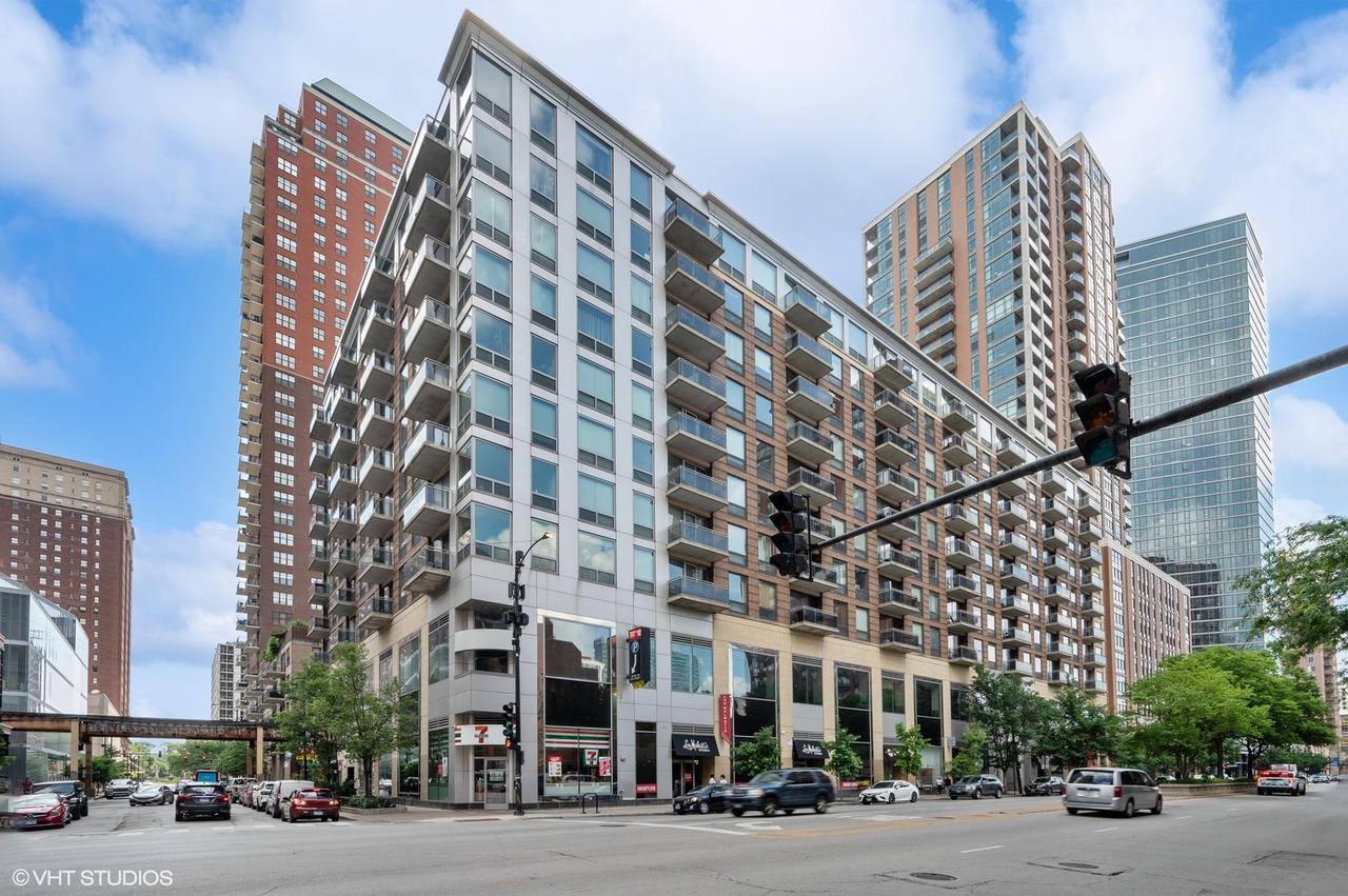 1 E 8th St. #606, Chicago, IL 60605