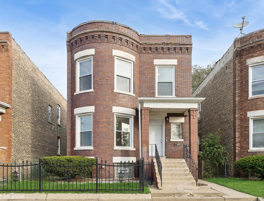 1754 E 73rd St., Chicago, IL 60649