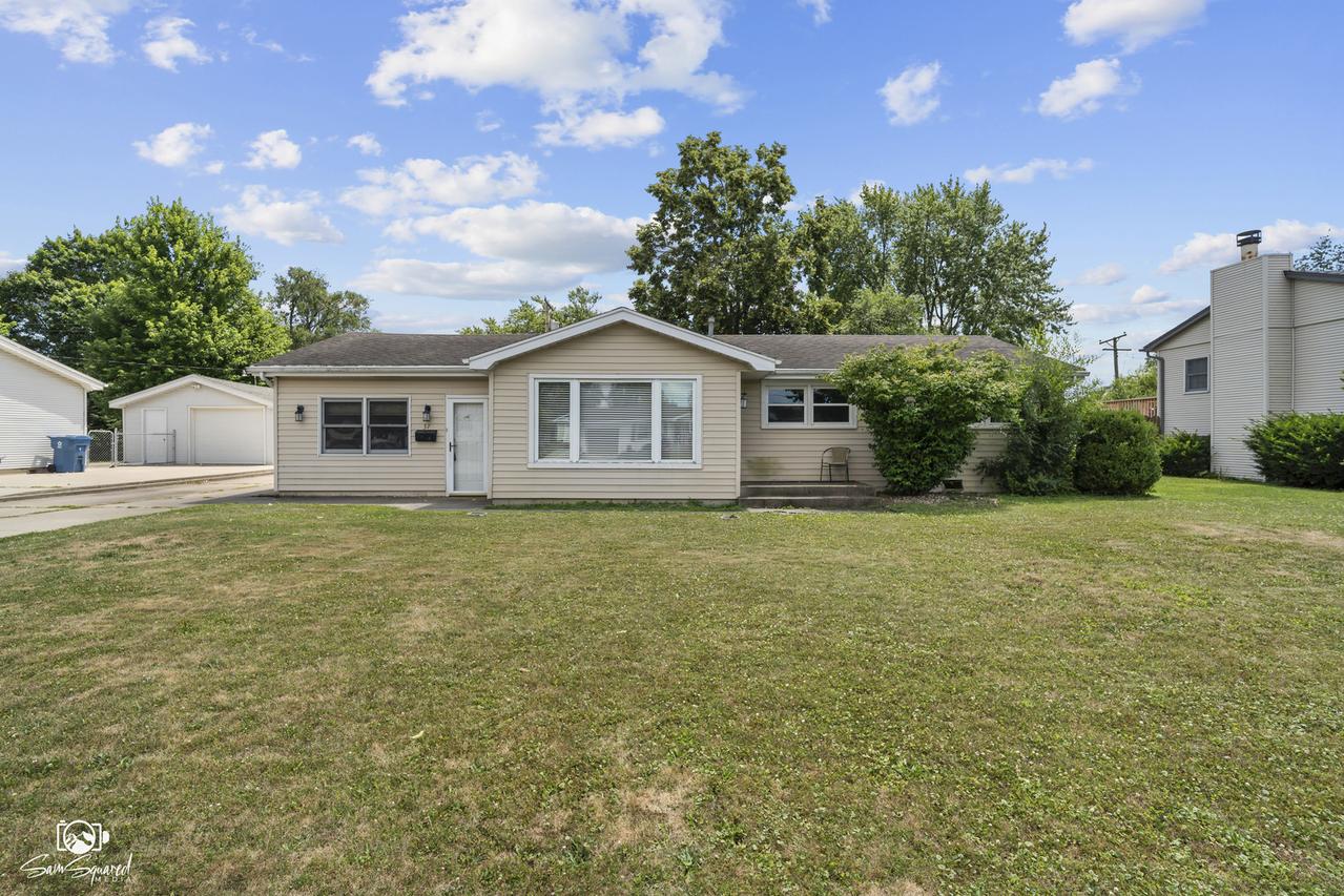 37 Dennison Dr., Bourbonnais, IL 60914