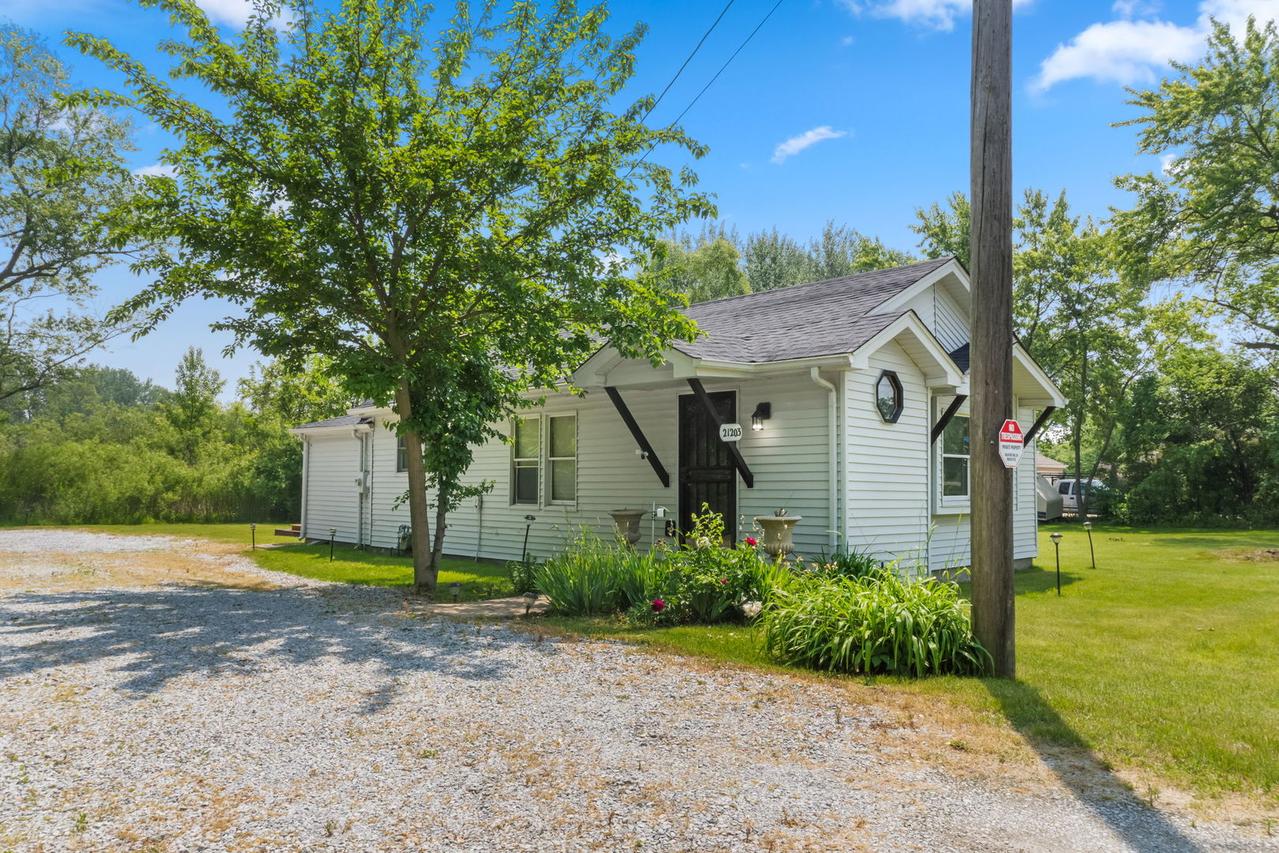 21203 S 93rd Ave., Frankfort, IL 60423