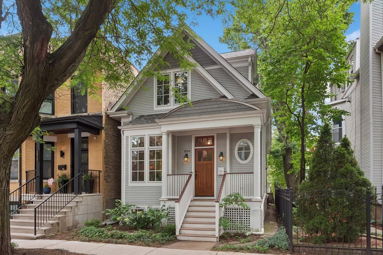3924 N Paulina St., Chicago, IL 60613