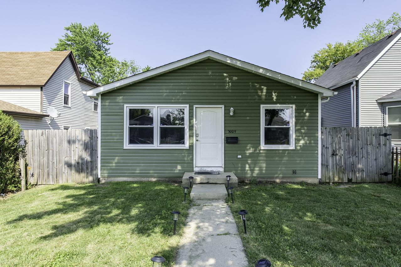 3009 Gilboa Ave., Zion, IL 60099