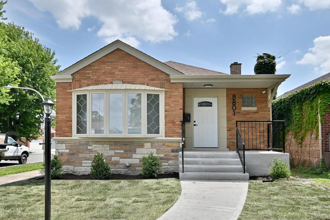 8801 S Merrill Ave., Chicago, IL 60617