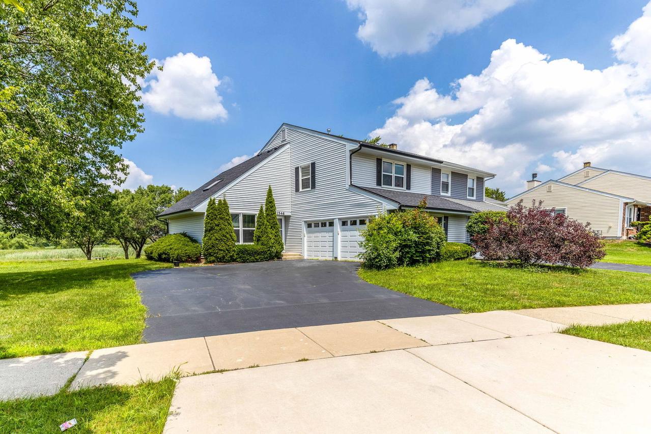 1546 Brandywyn Ln., Buffalo Grove, IL 60089