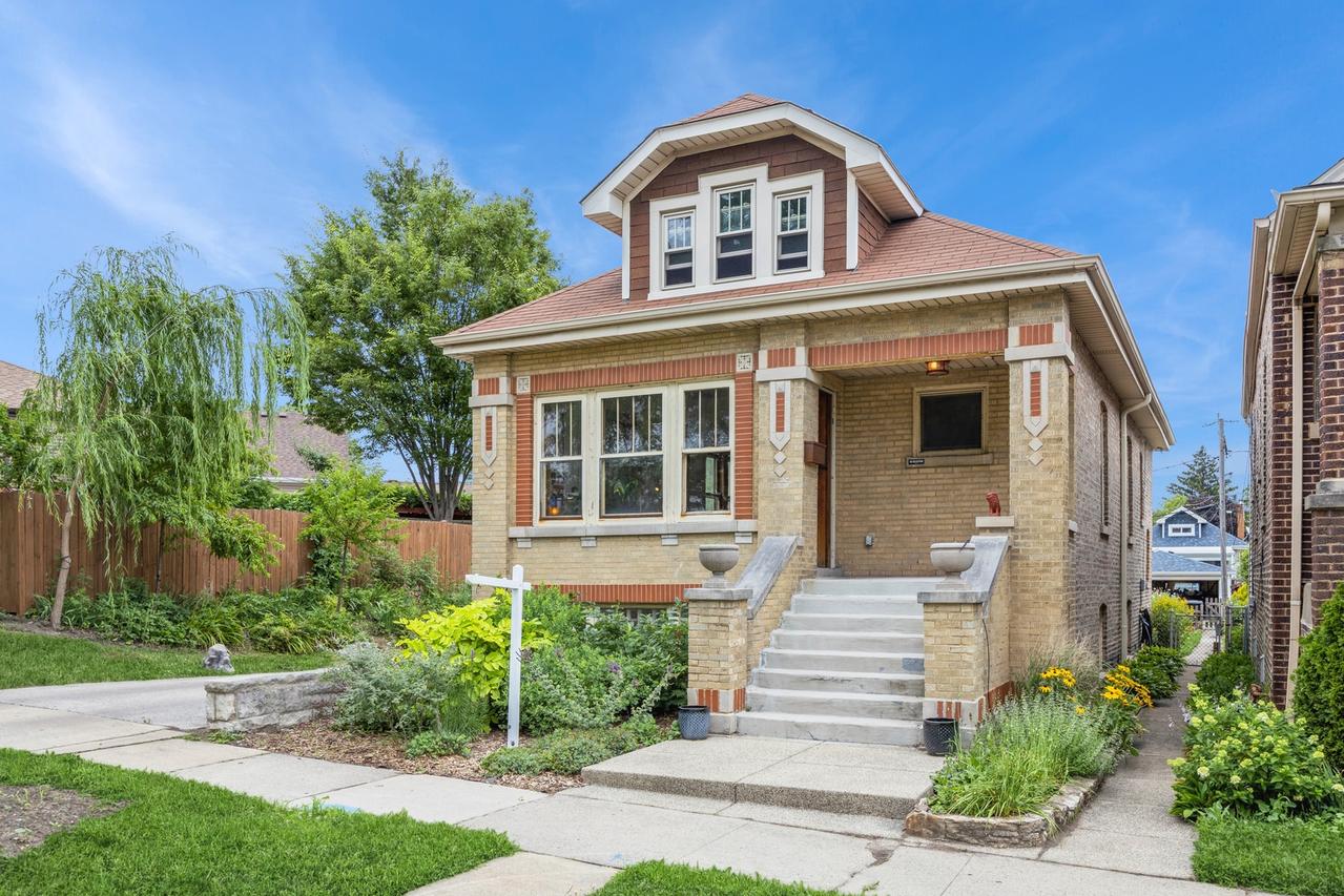 2523 Home Ave., Berwyn, IL 60402