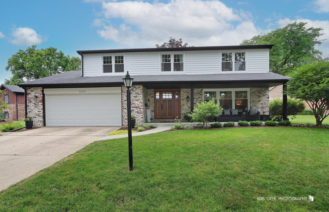 3228 N Volz Dr., Arlington Heights, IL 60004