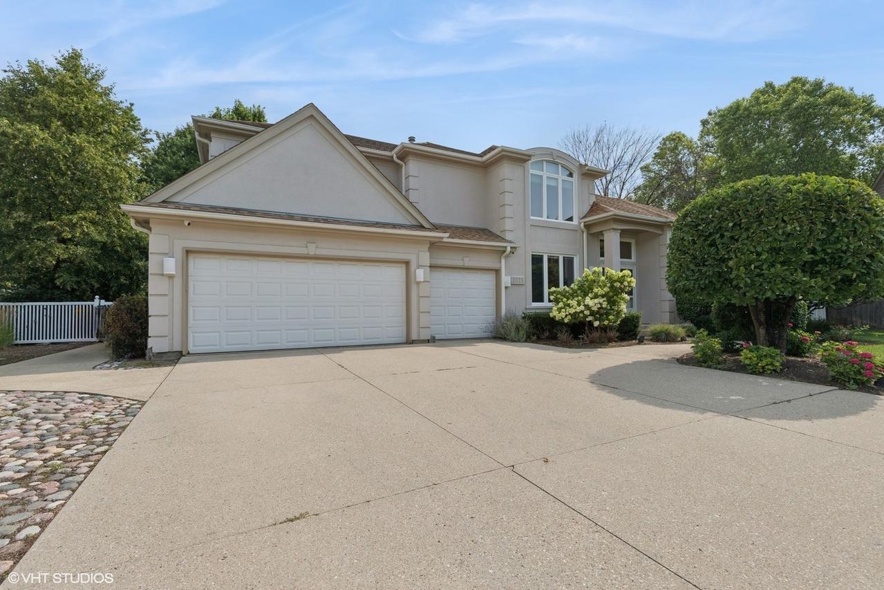 2033 Olive Hill Dr., Buffalo Grove, IL 60089