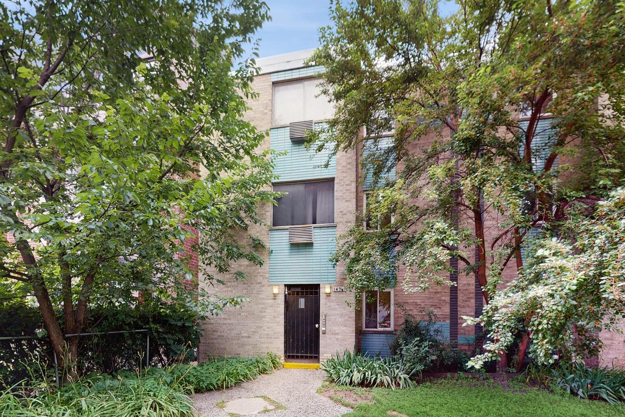 1436 W Farwell Ave. #2D, Chicago, IL 60626