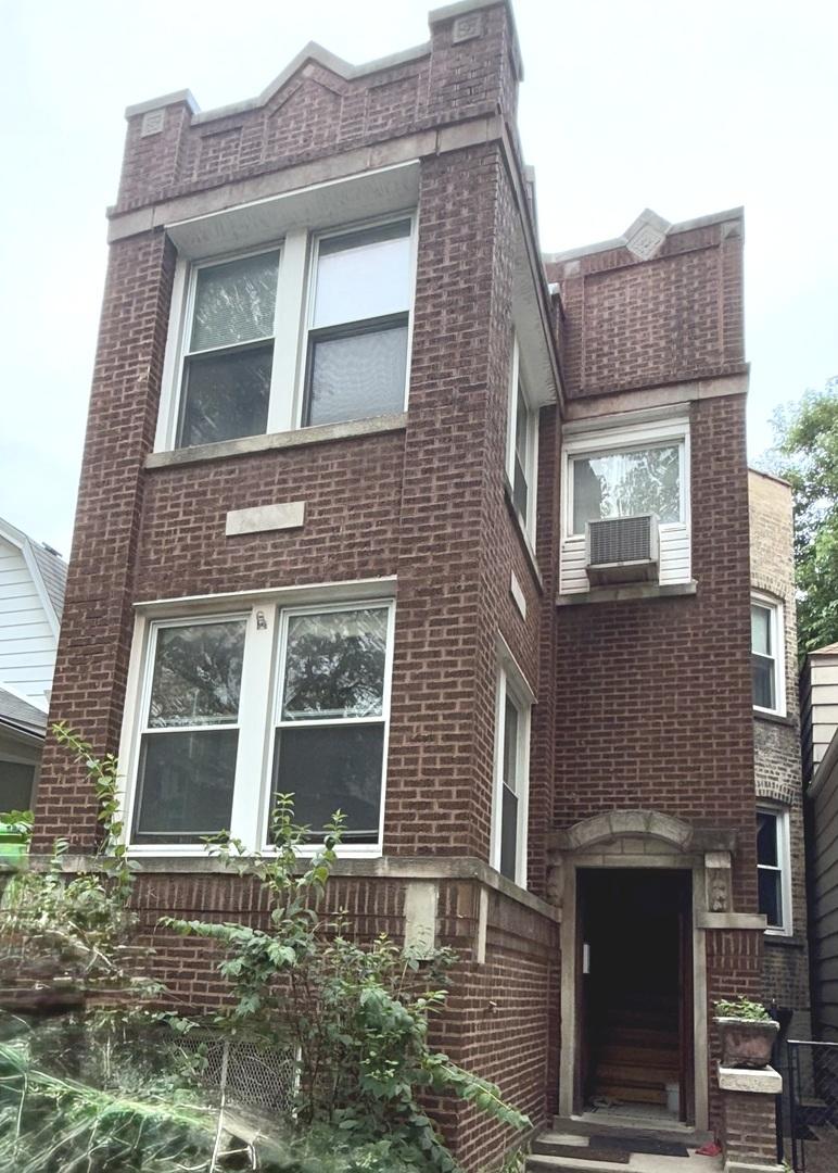 1406 W Hollywood Ave., Chicago, IL 60660