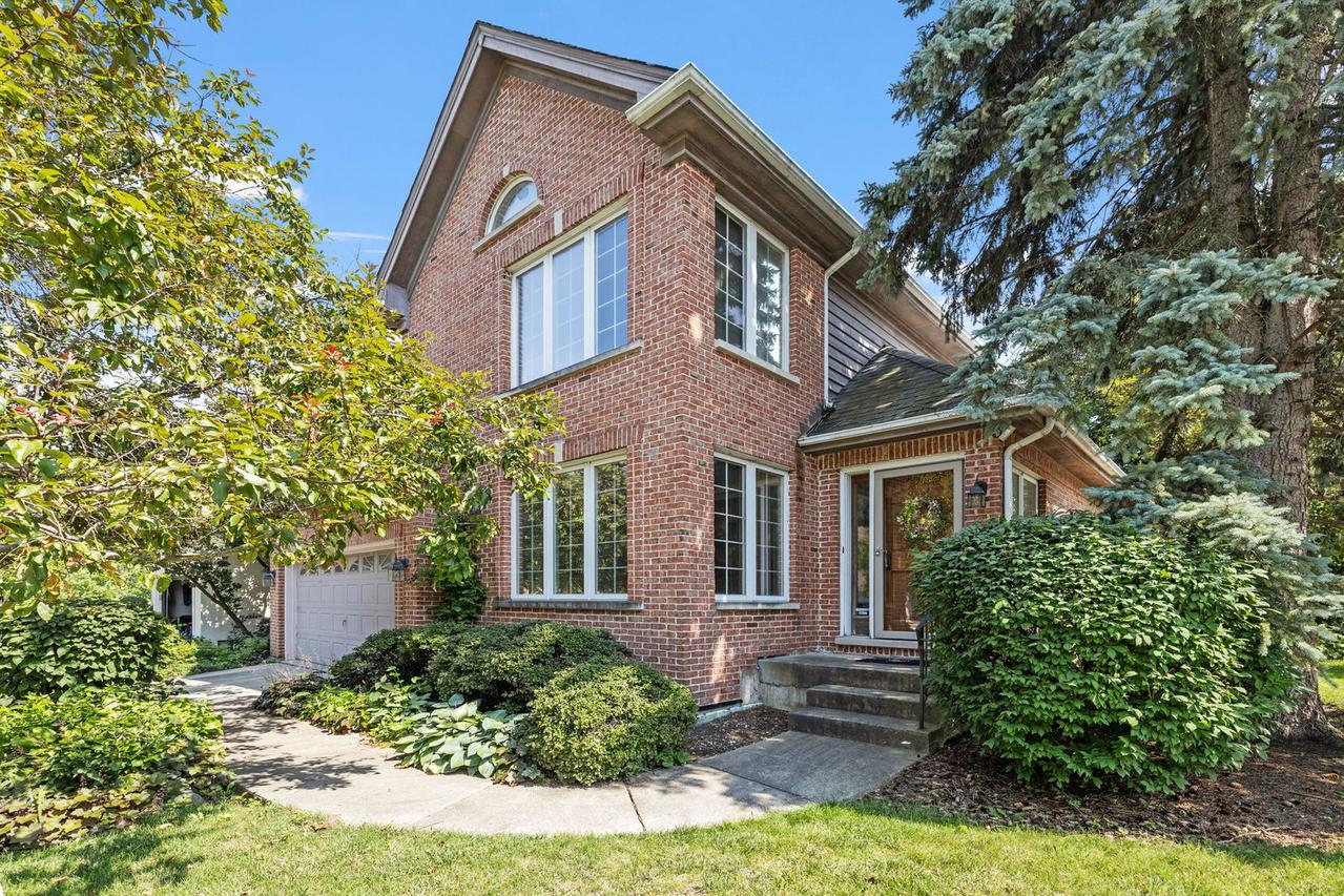 2134 Belleau Woods Ct., Wheaton, IL 60189
