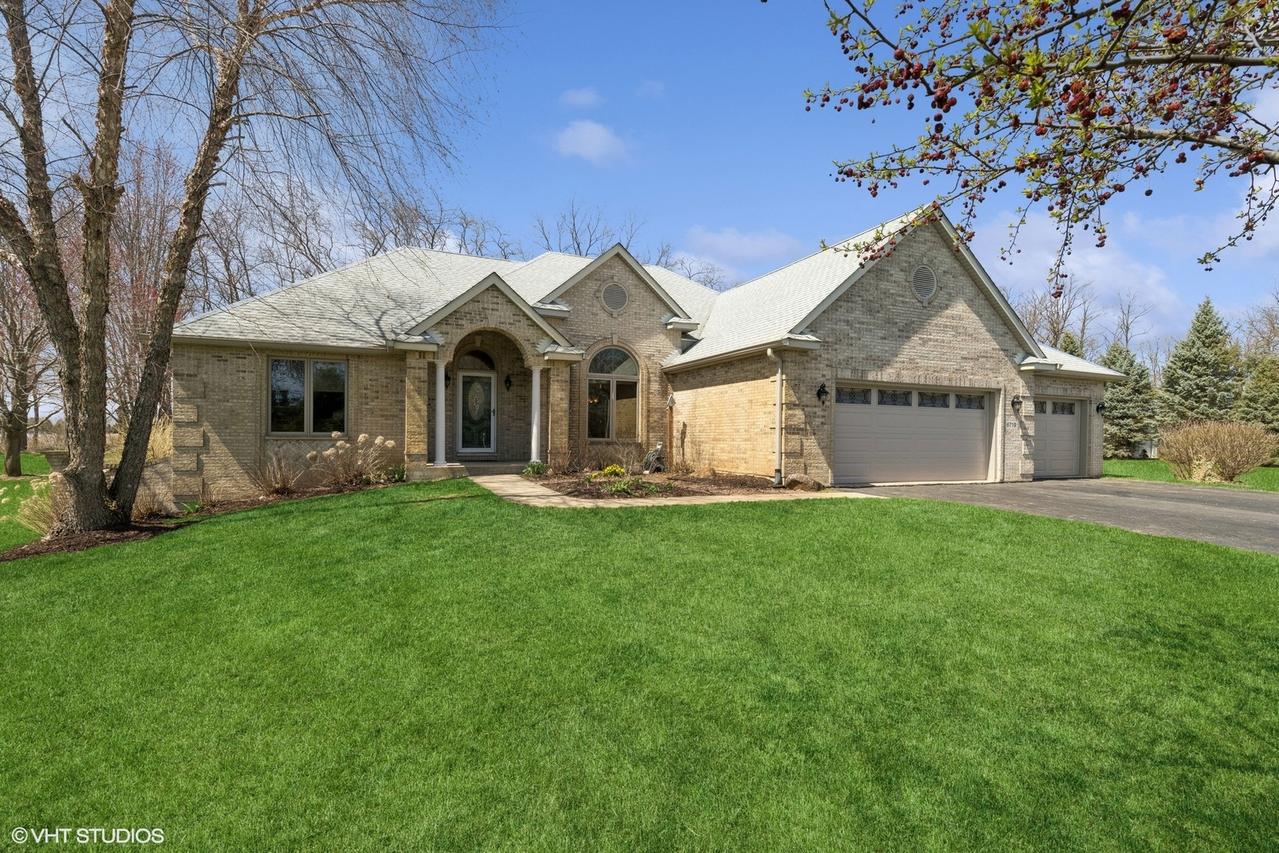 6719 W Applewood Ln., Spring Grove, IL 60081