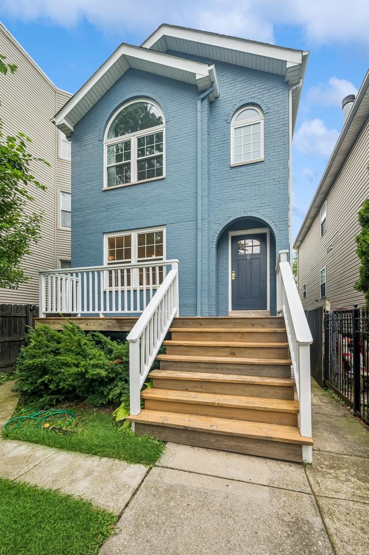 1915 N Sawyer Ave., Chicago, IL 60647