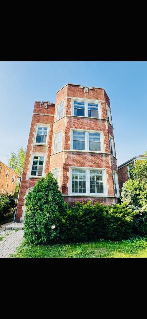 4935 Louise St., Skokie, IL 60077