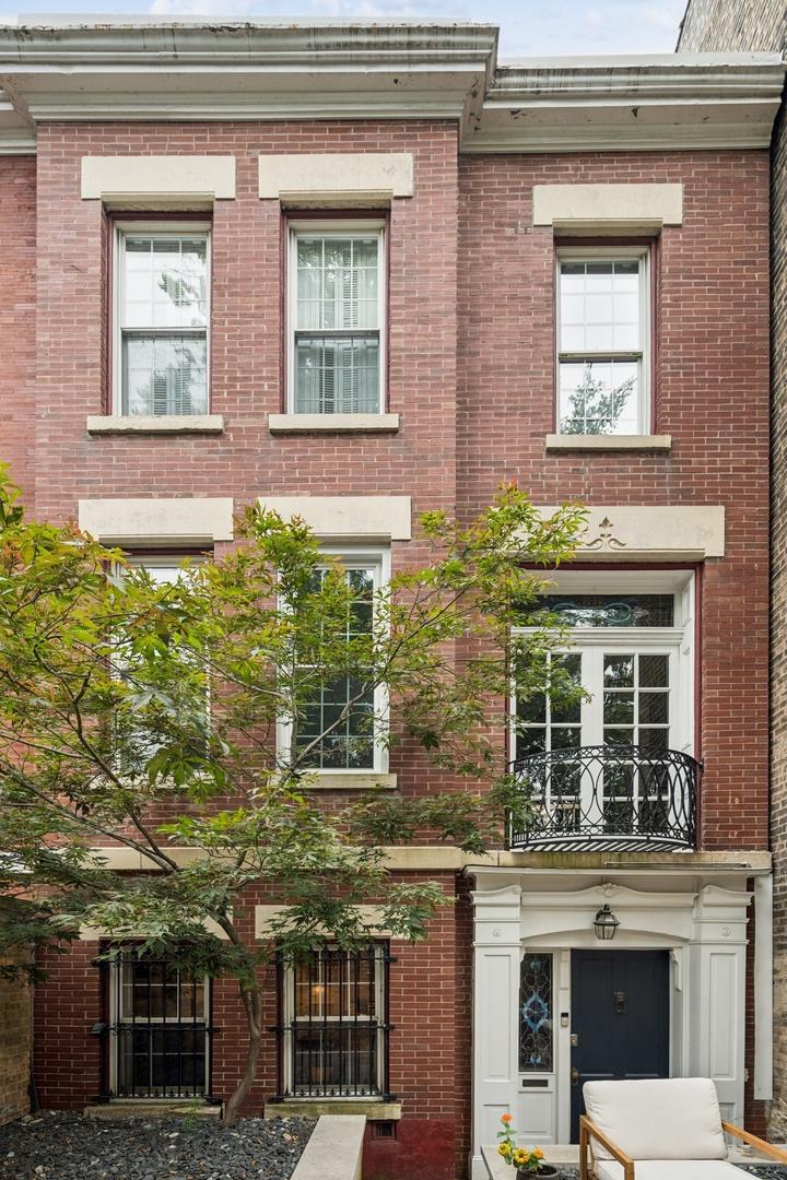 1928 N Bissell St., Chicago, IL 60614