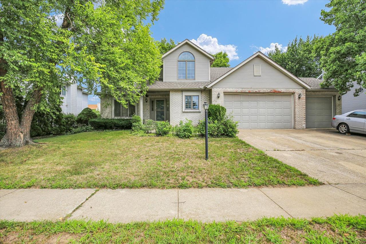 2610 Wedgewood Dr., Champaign, IL 61822