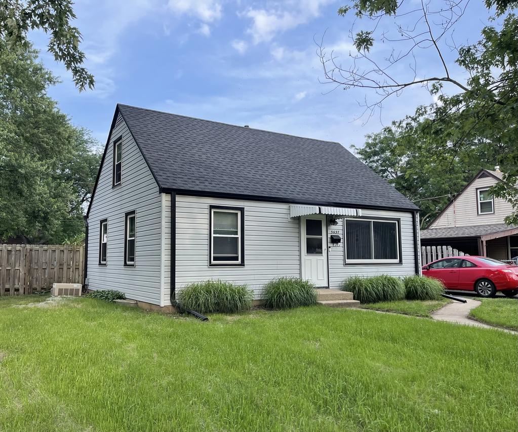 5637 Hollis Ave., Loves Park, IL 61111