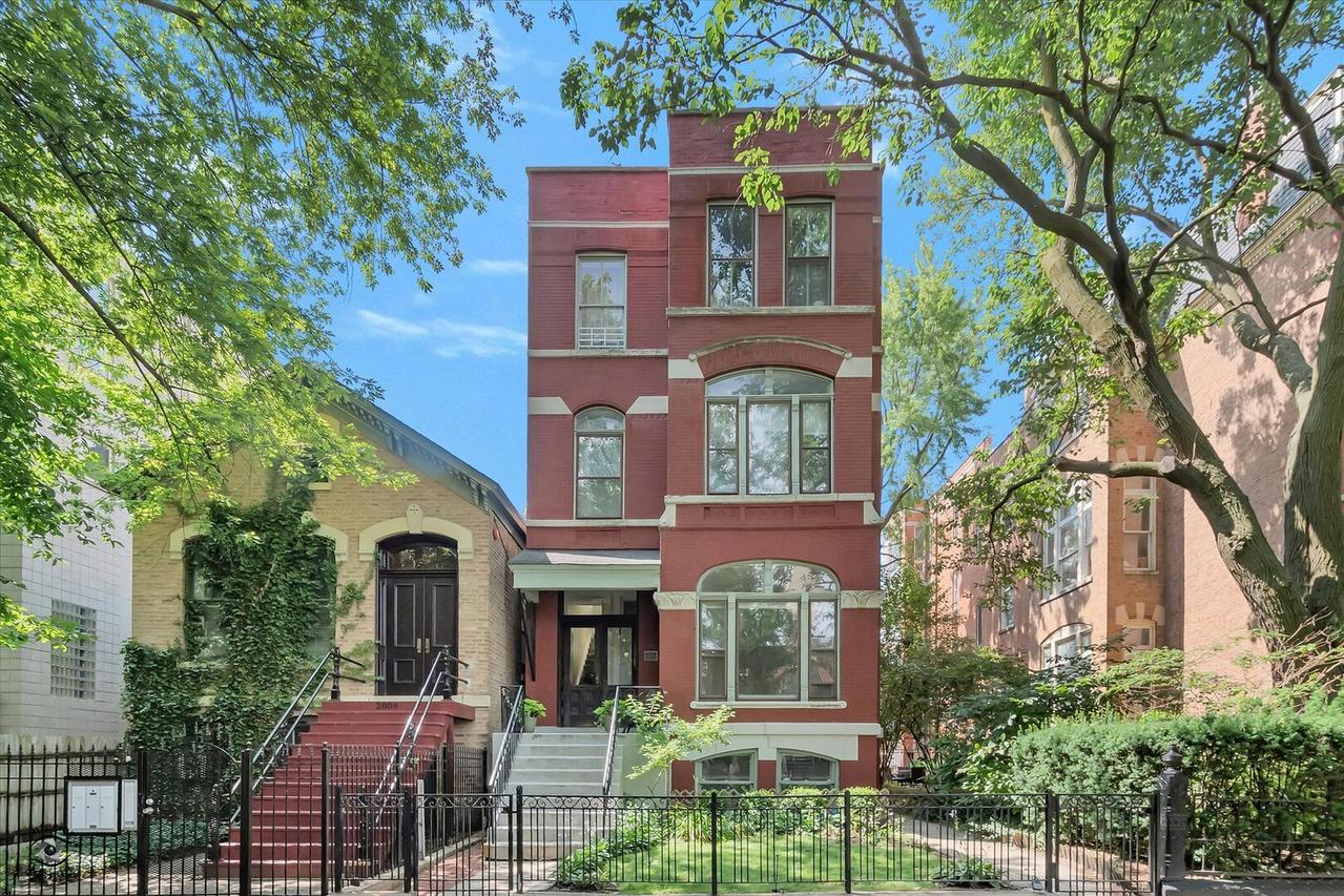 2013 W Evergreen Ave. #1, Chicago, IL 60622