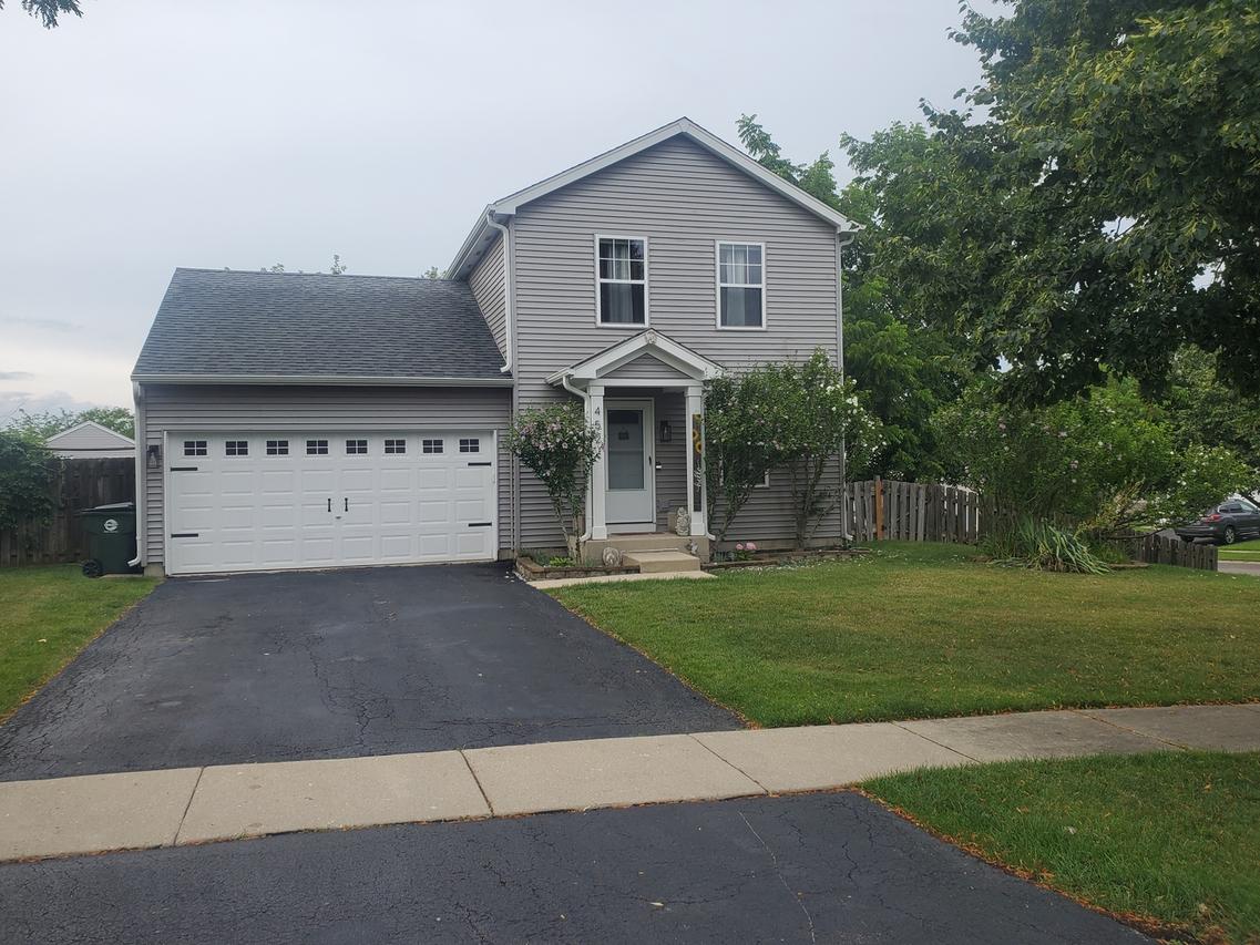 452 E Castlebar Ct., Round Lake Beach, IL 60073