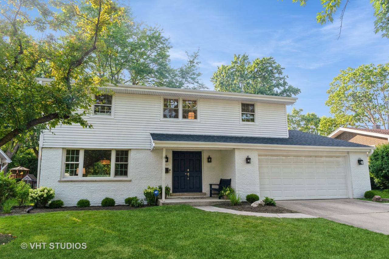 1704 Executive Ln., Glenview, IL 60026