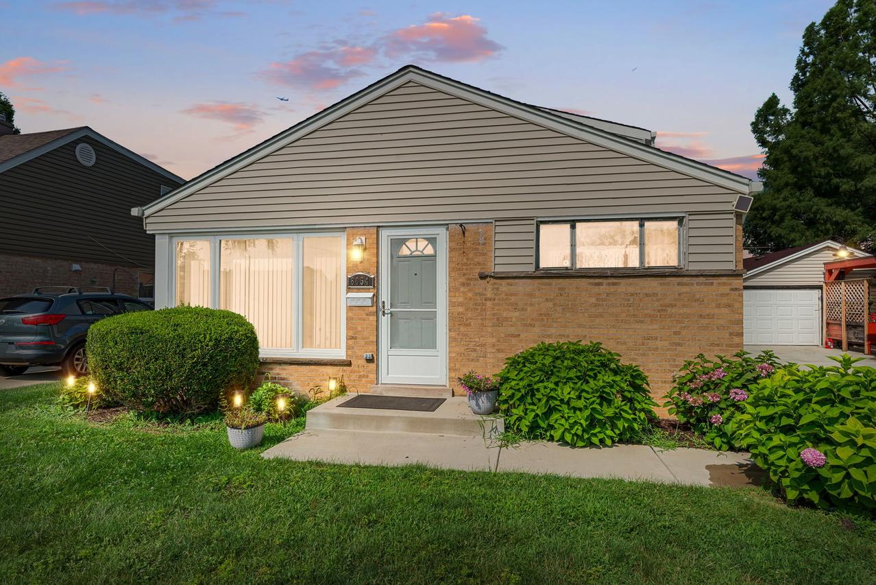 8054 S Kolmar Ave., Chicago, IL 60652
