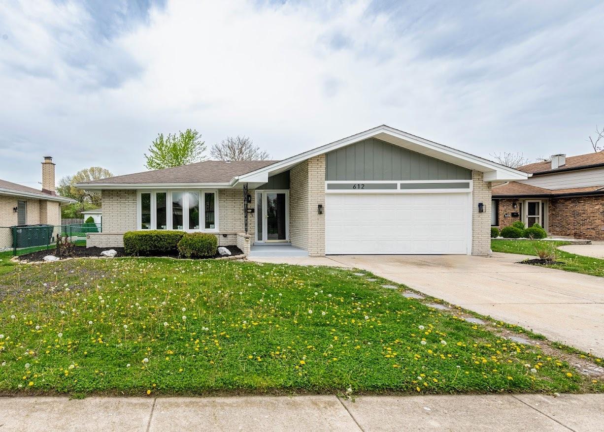 612 Thornwood Dr., South Holland, IL 60473