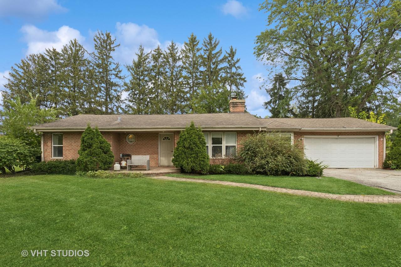 1750 W Thomas St., Arlington Heights, IL 60004