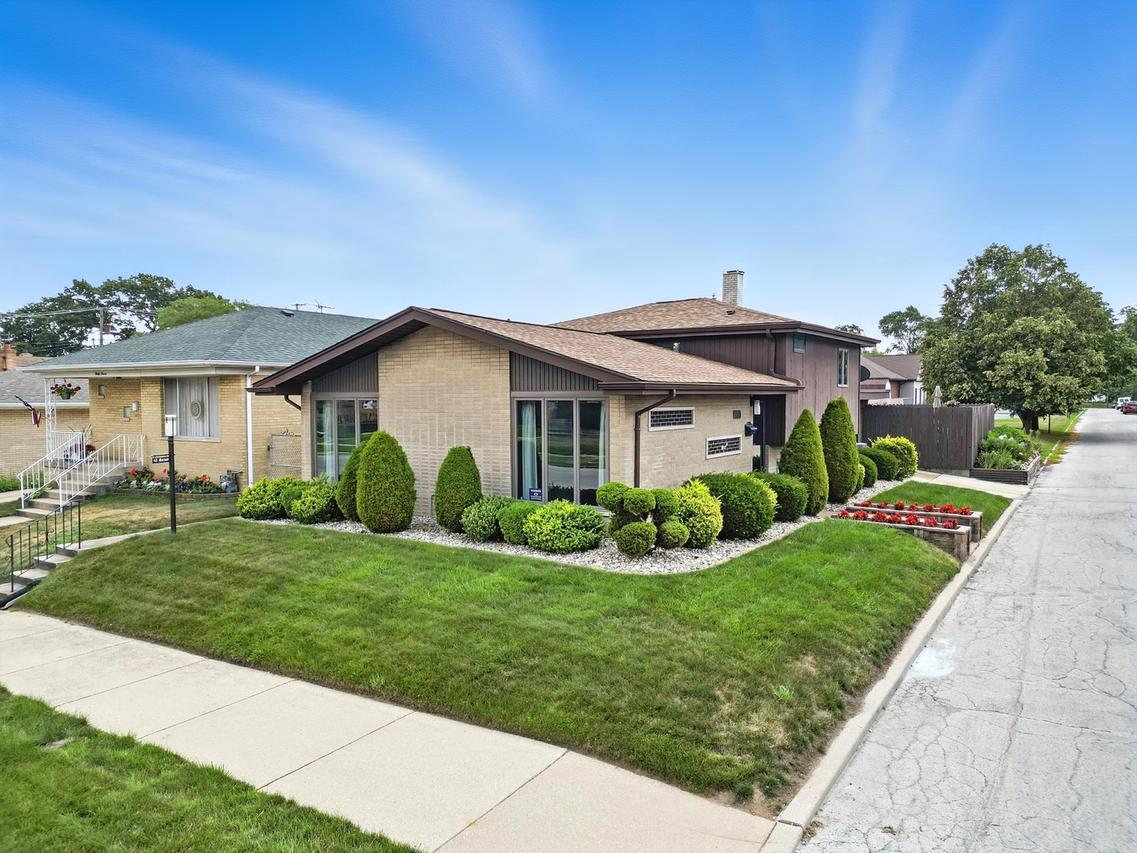 45 Mason St., Calumet City, IL 60409